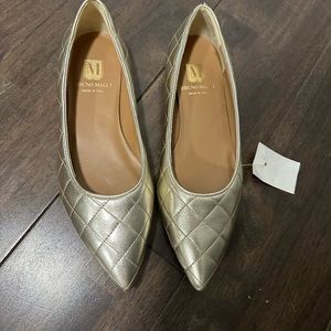 Bruno Magli New Without Box size 40 flats